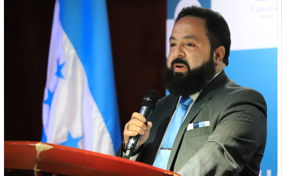 Presidente del Congreso Nacional: Honduras no volverá al narco-régimen de las 10 familias y sus dos partidos políticos